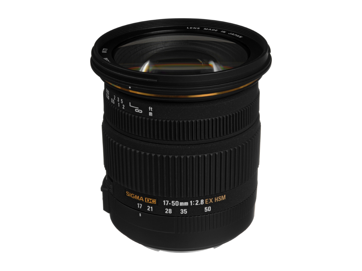 Sigma 17-50mm f/2.8 EX DC OS HSM FLD Large Aperture Standard Zoom