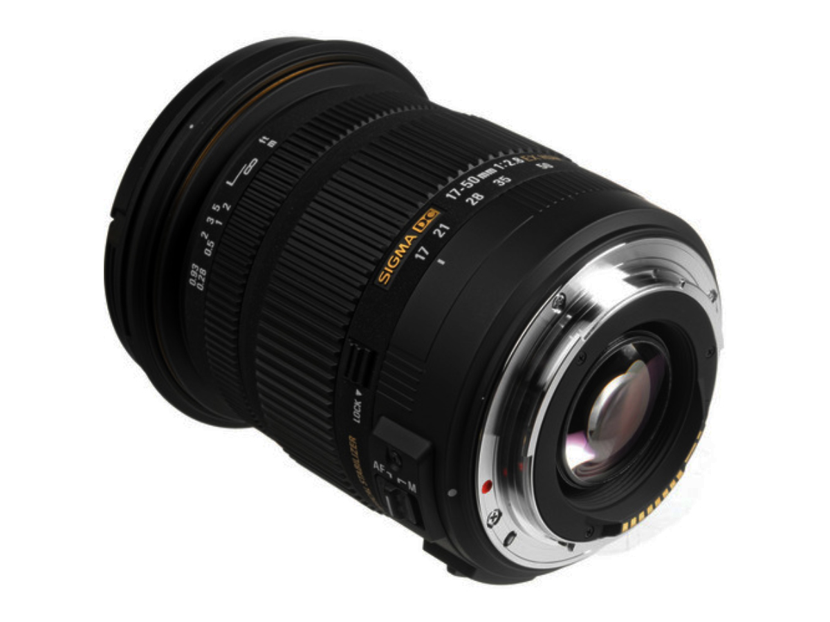 Sigma 17-50mm f/2.8 EX DC OS HSM FLD Large Aperture Standard Zoom Lens for  Canon Digital DSLR Camera