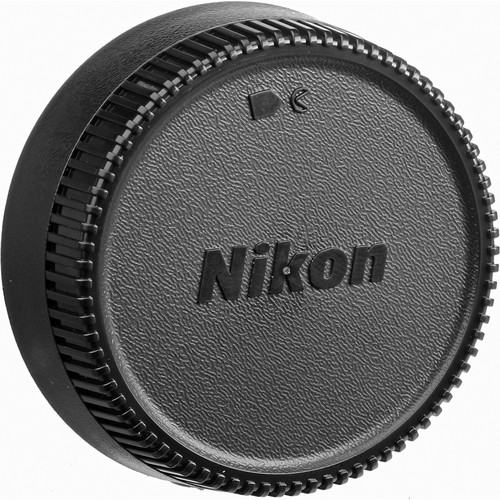 Nikon AF-S Wide-angle Zoom-NIKKOR 17-35mm f/2.8D IF-ED Lens + More Bundle - Picture 7 of 8