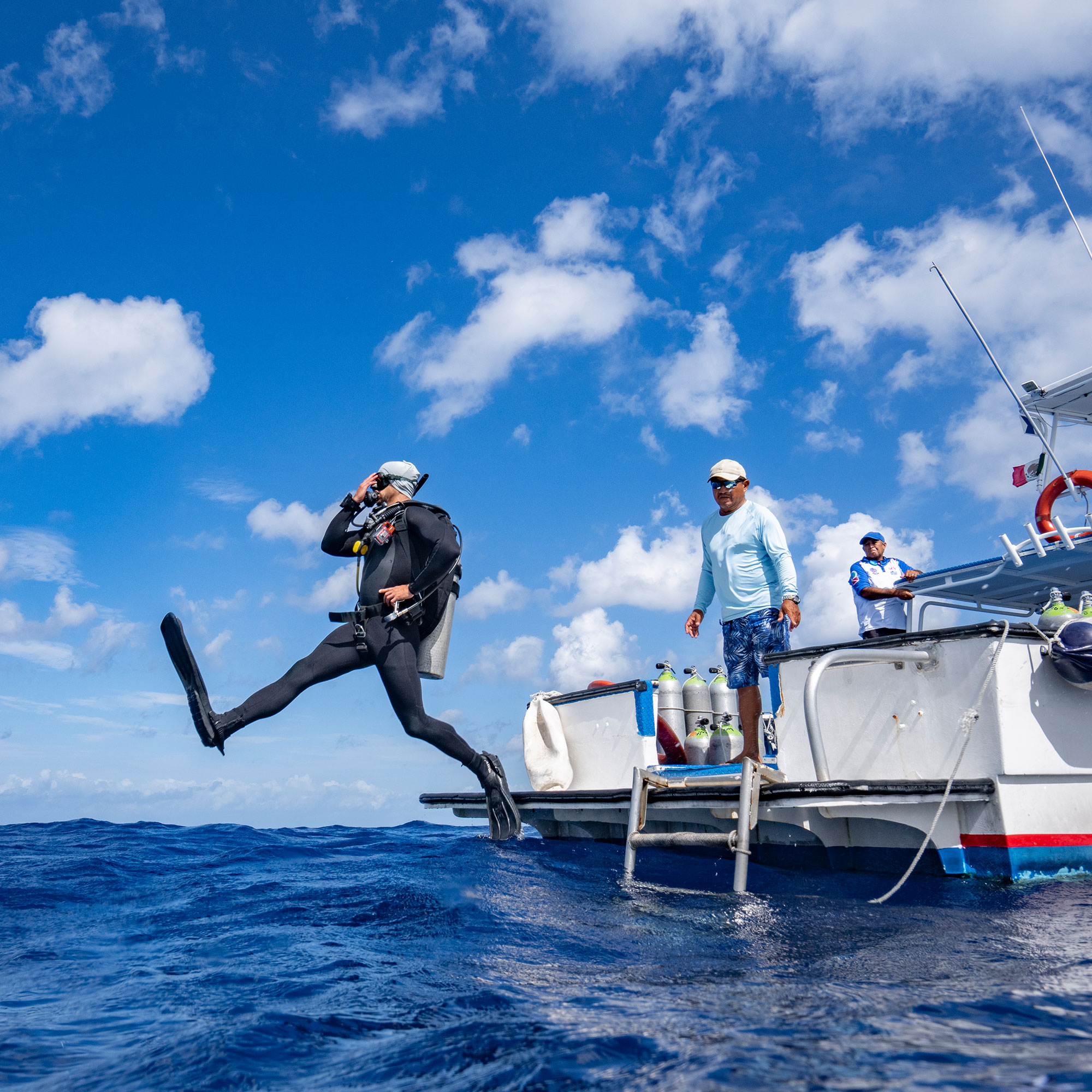 Garmin Descent X30 Dive Computer 2.4-inch Display Multi-Gas GPS