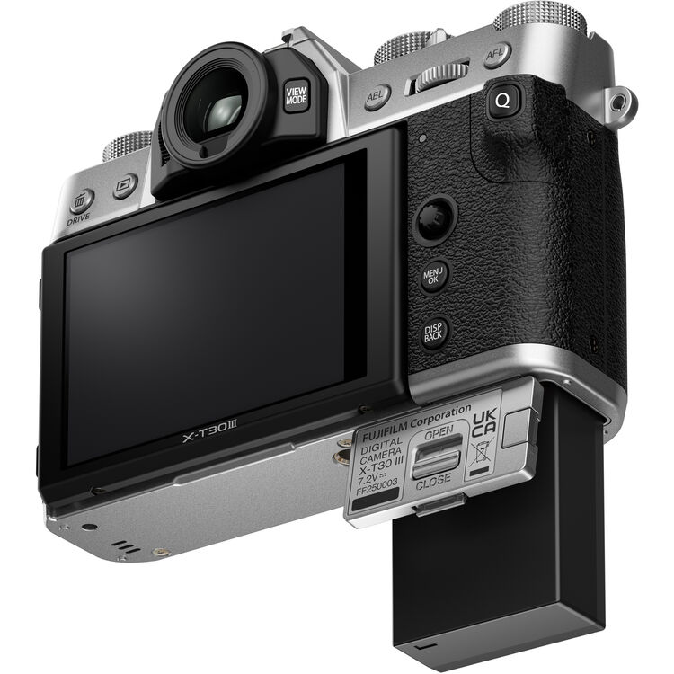 FUJIFILM X-T30 III Mirrorless Camera (Silver) Bundle With 64GB