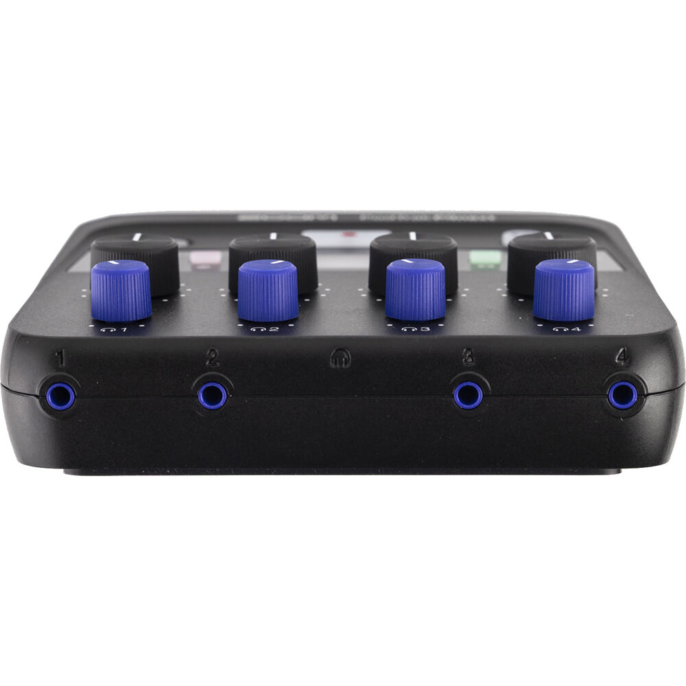 zoom PodTrak P4 中古箱無し Zoom PodTrak P4next Podcast Recorder, Battery Powered, 4